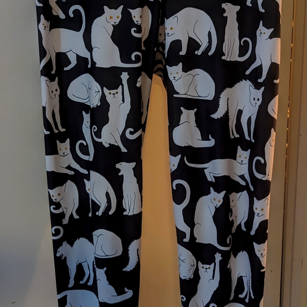 Blackmilk Leggings